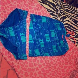 Cute Niké tankini